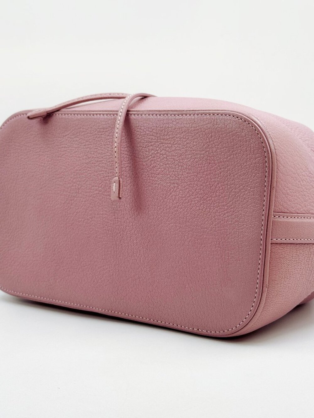 Salvatore Ferragamo Millie Pink Leather Bucket Bag 2-Way Shoulder Crossbody - Picture 11 of 14